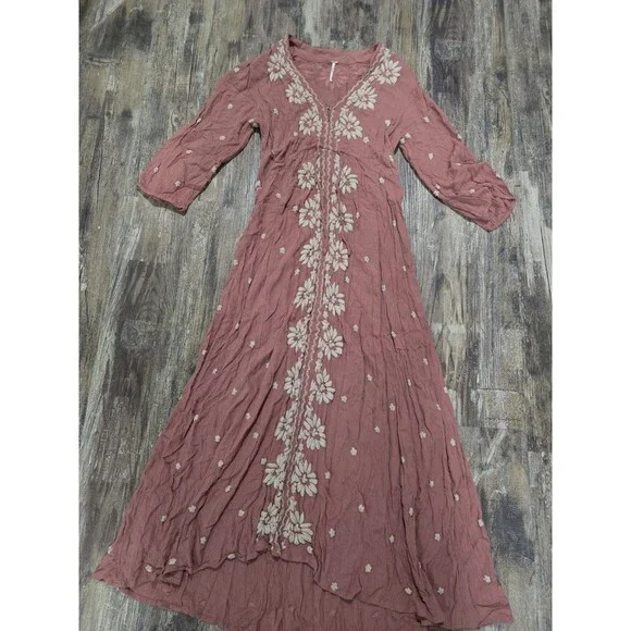Free People Embroidered Fable Midi Dress Raspberry Pink Mauve Festival Sz Small - Picture 2 of 9
